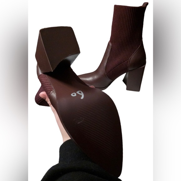 Steve Madden Burgundy Chunky Heel Ankle Booties 6.5(US) - Picture 4 of 4